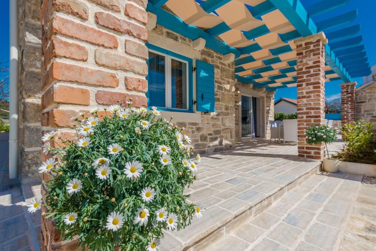 Villa Delozija Sukošan Exterior foto