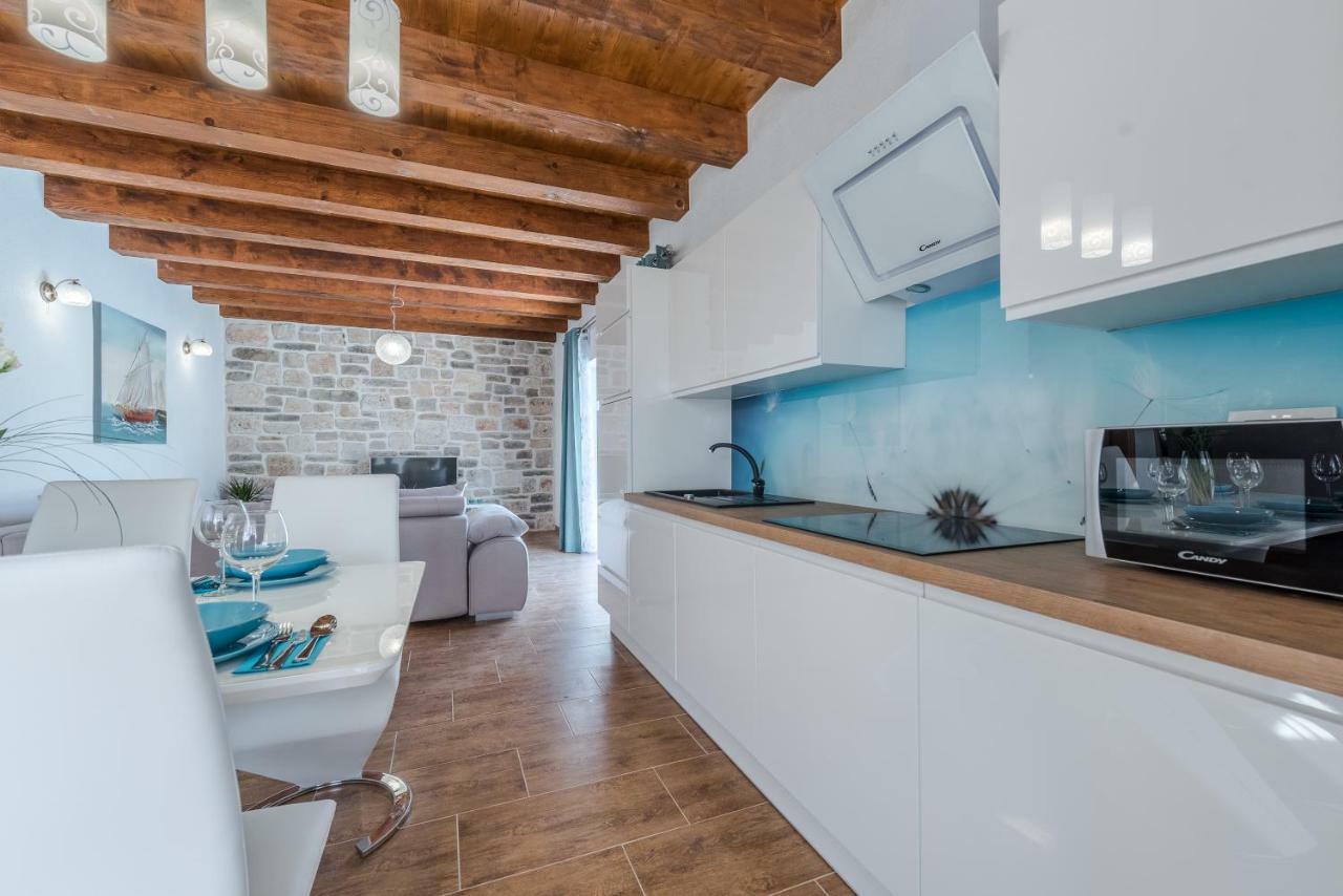 Villa Delozija Sukošan Exterior foto
