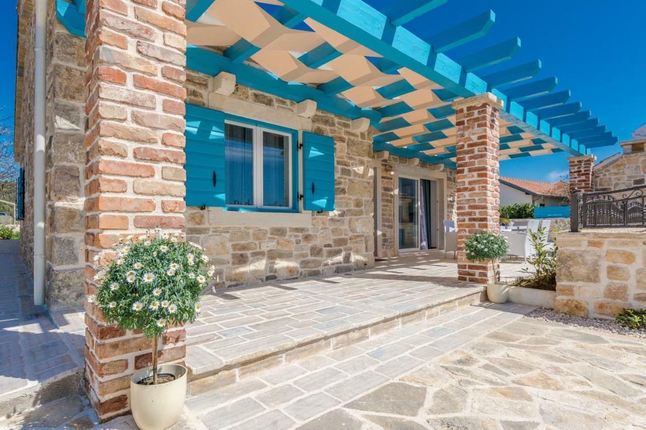 Villa Delozija Sukošan Exterior foto