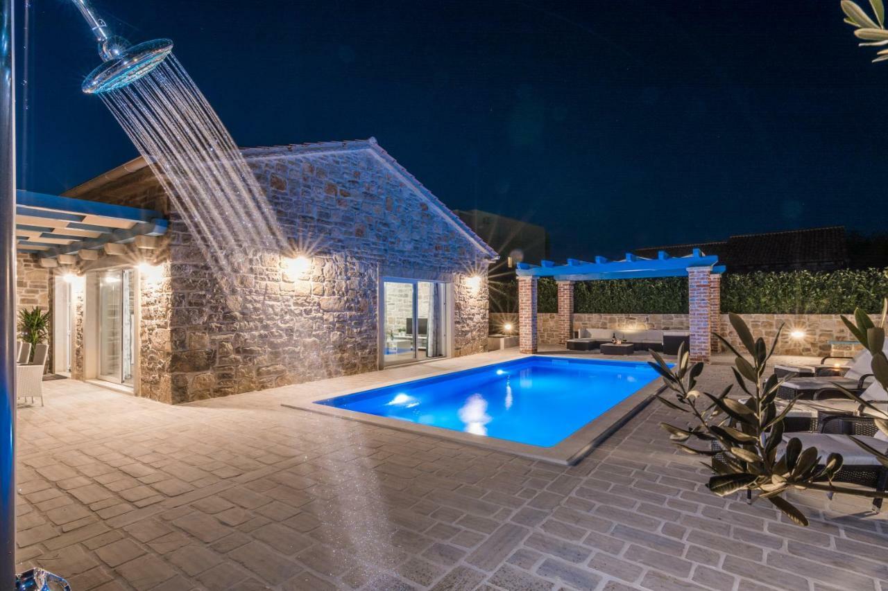Villa Delozija Sukošan Exterior foto