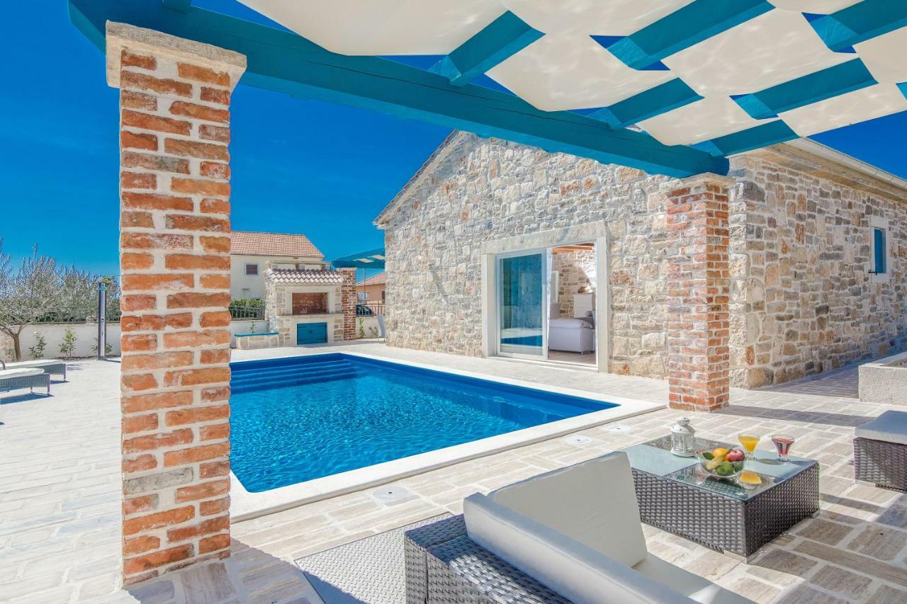 Villa Delozija Sukošan Exterior foto